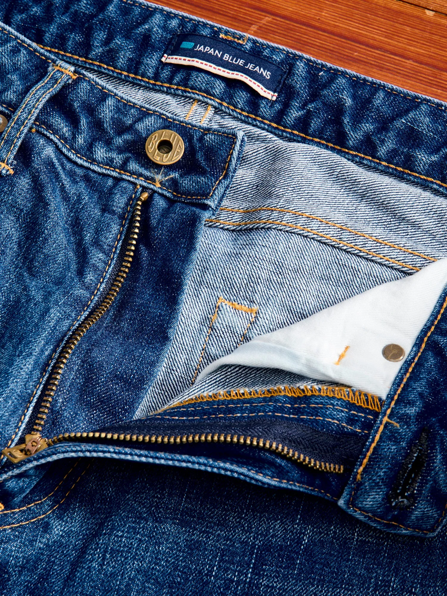 J401-MID "Circle Mid Wash" 14.8oz Selvedge Denim - Classic Straight Fit